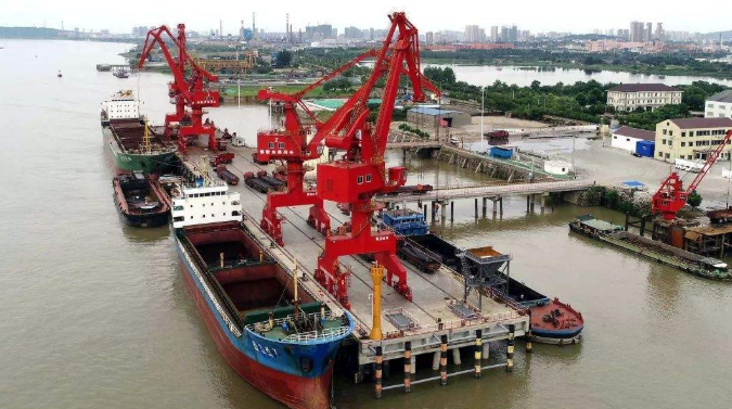 山南概述露天料场港口封闭问题的实行方法